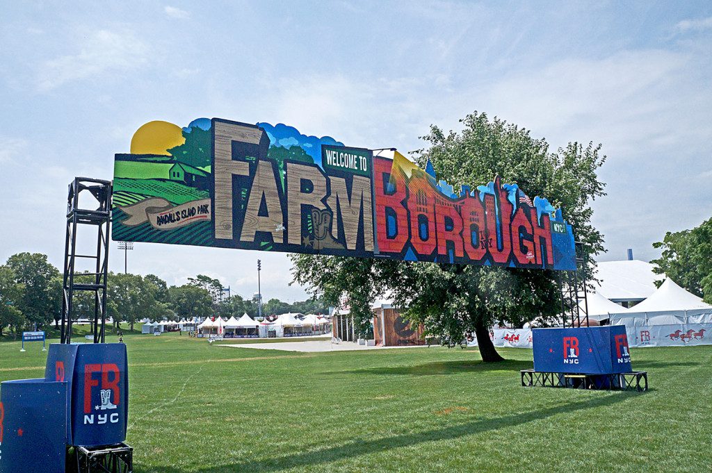 music festival graffiti artist