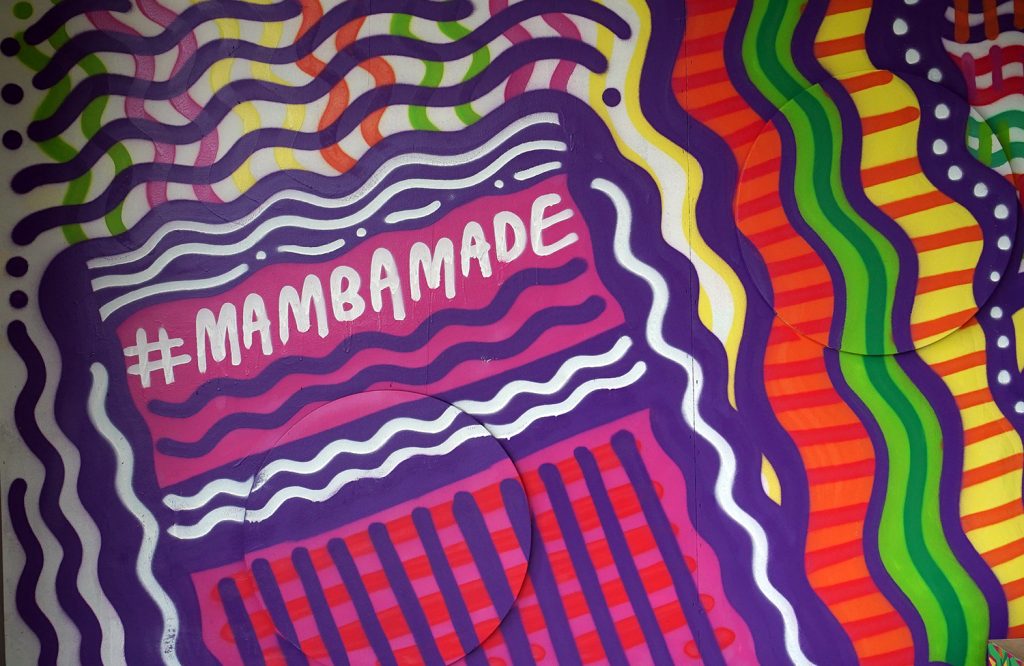 Live street art for Mamba